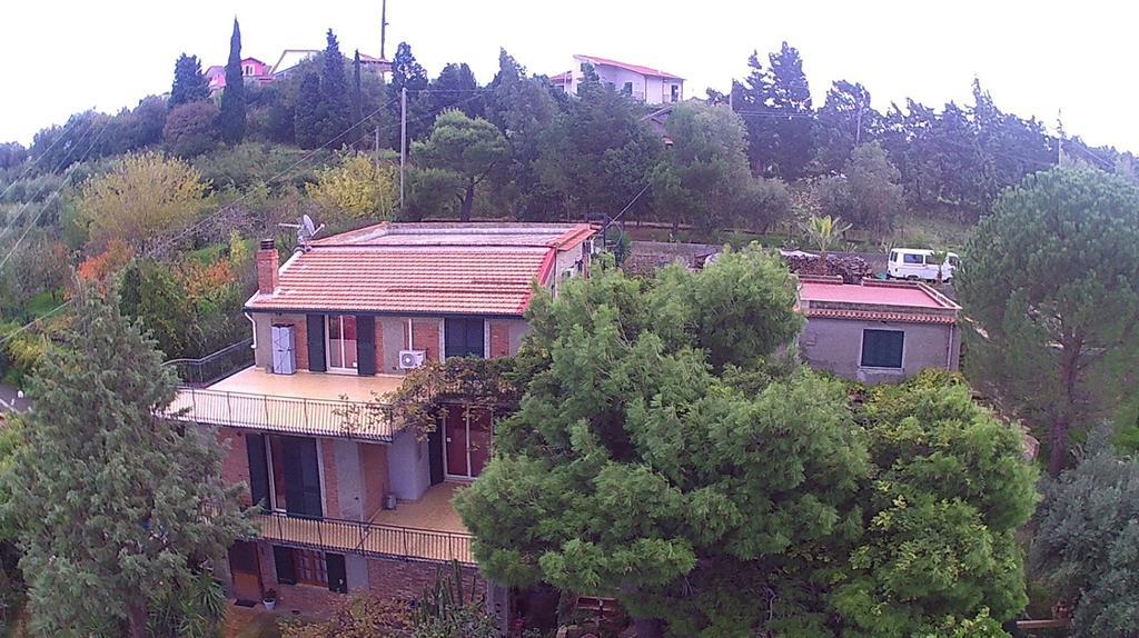 B&B Villa Zia Febronia Patti Exterior foto